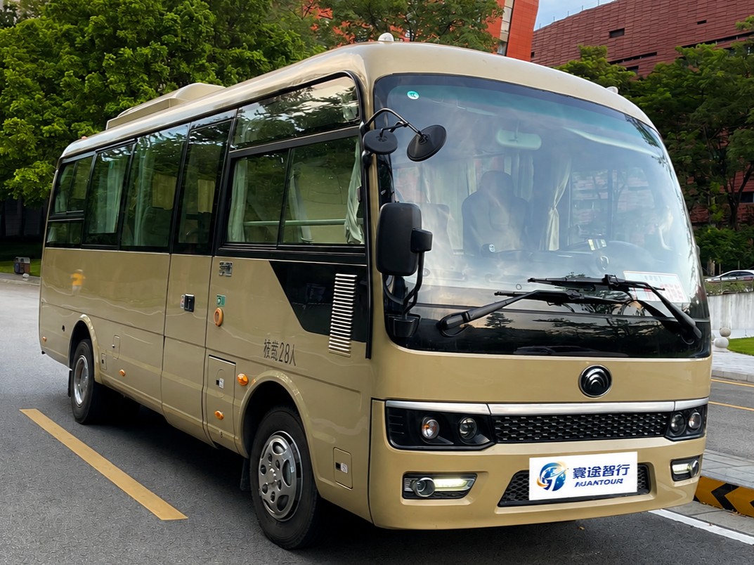22-Seat Medium Bus